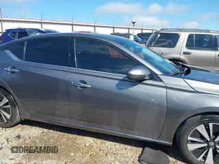 2019 Nissan Altima SL with VIN 1N4BL4EV7KC200795, listed as a IAAI auction lot 42064325 with 233,884 mi miles and . Bid and sale history available at DreamBid. Image 13.
