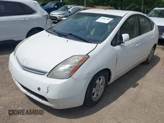 2008 Toyota Prius with VIN JTDKB20U983361755, listed as a IAAI auction lot 42187981 with 220,113 mi miles. Bid and sale history available at carsss.com. Image 2.