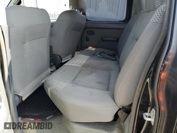 2002 Nissan Frontier XE with VIN 1N6ED29X62C332917, listed as a Copart auction lot 57506815 with 268,771 mi miles and Salvage title. Bid and sale history available at DreamBid. Image 10.