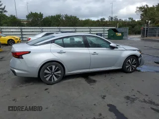 2019 Nissan Altima 2.5 SL with VIN 1N4BL4EV6KC184332, listed as a Copart auction lot 46056705 with 70,179 mi miles and Non Repairable. Bid and sale history available at carsss.com. Image 3.
