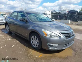 2015 Nissan Altima 2.5 SV with VIN 1N4AL3APXFC207064, listed as a IAAI auction lot 41875222 with 146,864 mi miles. Bid and sale history available at carsss.com. Image 1.