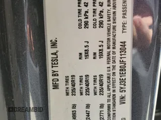2018 Tesla Model 3 Long Range Battery z VIN 5YJ3E1EB0JF113044, wystawiony jako Copart lot #57056865 z przebiegiem 65 613 mil mil oraz Szkody całkowita. Historia ofert i sprzedaży dostępna na DreamBid. Obrazek 13.