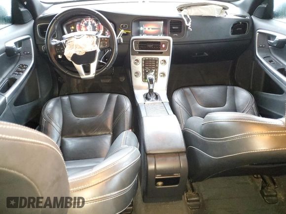 2017 Volvo V60 Premier with VIN YV140MEK3H1339550, listed as a Copart auction lot 86770894 with 128,343 mi miles and Salvage Title. Bid and sale history available at carsss.com. Image 8.