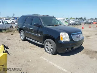 2008 GMC Yukon Denali with VIN 1GKFK63848J210877, listed as a IAAI auction lot 42096972 with 144,467 mi miles. Bid and sale history available at carsss.com. Image 1.