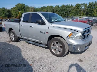 2017 Ram 1500 Big Horn z VIN 1C6RR7GT7HS666155, wystawiony jako IAAI lot #40376302 z przebiegiem 60 391 mil mil oraz . Historia ofert i sprzedaży dostępna na DreamBid. Obrazek 1.
