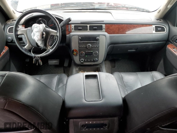 2013 GMC Yukon XL SLT with VIN 1GKS1KE09DR305240, listed as a Copart auction lot 53143565 with 210,872 mi miles and Salvage Title. Bid and sale history available at DreamBid. Image 8.