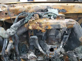 2010 GMC Yukon XL z VIN 1GKUCMEF0AR200343, wystawiony jako Copart lot #44949795 z przebiegiem Nie podano mil oraz Nie do naprawy. Historia ofert i sprzedaży dostępna na DreamBid. Obrazek 9.