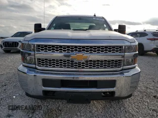2019 Chevrolet Silverado 1500 with VIN 2GB2CREG6K1224265, listed as a Copart auction lot 50718535 with 109,879 mi miles and Salvage Title. Bid and sale history available at DreamBid. Image 5.
