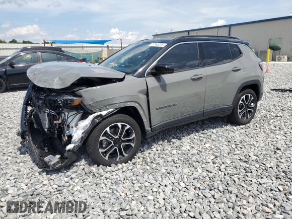 2024 Jeep Compass Limited z VIN 3C4NJDCN6RT579853, wystawiony jako Copart lot #57946295 z przebiegiem 3 978 mil mil oraz Nie do naprawy • Non repairable. Historia ofert i sprzedaży dostępna na DreamBid. Obrazek 1.