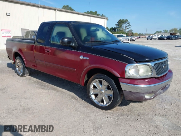2003 Ford F-150 XL with VIN 1FTRX17W93NA39048, listed as a IAAI auction lot 41918798 with 237,303 mi miles. Bid and sale history available at carsss.com. Image 1.