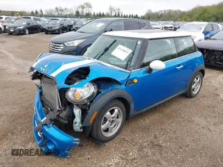 2011 MINI Hardtop with VIN WMWSU3C55BT252427, listed as a IAAI auction lot 42118852 with 151,077 mi miles and . Bid and sale history available at DreamBid. Image 18.