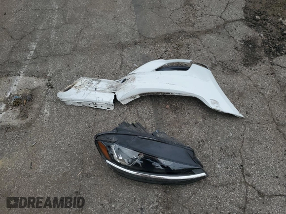 2020 Volkswagen Golf TSI z VIN 3VWG57AU1LM009105, wystawiony jako Copart lot #53172025 z przebiegiem 46 782 mil mil oraz Szkoda całkowita • Salvage title. Historia ofert i sprzedaży dostępna na DreamBid. Obrazek 14.