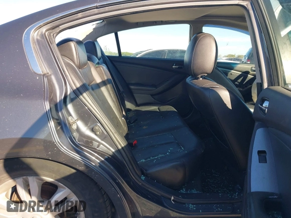 2010 Nissan Altima 2.5 SL with VIN 1N4AL2AP8AN414401, listed as a IAAI auction lot 41369163 with 130,581 mi miles. Bid and sale history available at carsss.com. Image 8.