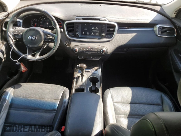 2017 Kia Sorento EX z VIN 5XYPHDA59HG290348, wystawiony jako Copart lot #56128965 z przebiegiem 105 145 mil mil oraz Szkoda całkowita • Salvage title. Historia ofert i sprzedaży dostępna na DreamBid. Obrazek 8.