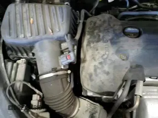 2019 Chevrolet Equinox LT with VIN 2GNAXVEX6K6306978, listed as a Copart auction lot 85885465 with 42,735 mi miles and Salvage title. Bid and sale history available at DreamBid. Image 16.