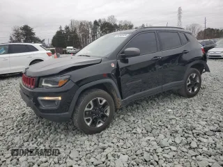 2018 Jeep Compass Trailhawk with VIN 3C4NJDDBXJT187550, listed as a Copart auction lot 44202325 with 108,579 mi miles and Salvage Title. Bid and sale history available at carsss.com. Image 1.