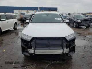 2018 Audi Q7 Premium Plus with VIN WA1LAAF7XJD023973, listed as a Copart auction lot 43811935 with 101,090 mi miles and Clean Title. Bid and sale history available at carsss.com. Image 5.
