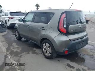 2015 Kia Soul with VIN KNDJN2A20F7125887, listed as a IAAI auction lot 42107735 with 151,537 mi miles and . Bid and sale history available at DreamBid. Image 3.