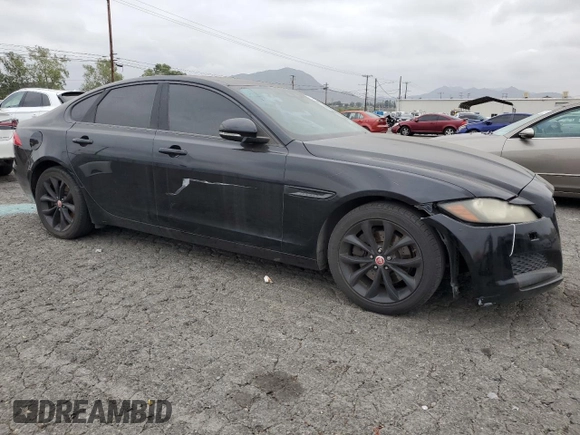 2017 Jaguar XF 20d Premium with VIN SAJBD4BN1HCY32312, listed as a Copart auction lot 53319825 with 101,569 mi miles and Clean Title. Bid and sale history available at carsss.com. Image 4.