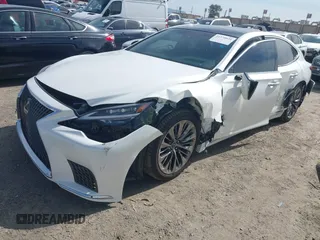 2022 Lexus LS with VIN JTHD51FF2N5016326, listed as a IAAI auction lot 41570024 with 20,403 mi miles. Bid and sale history available at carsss.com. Image 2.