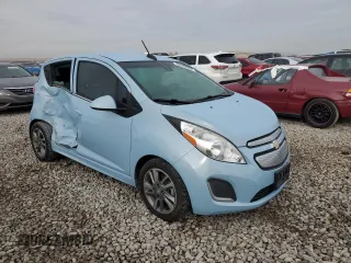 2015 Chevrolet Spark EV LT with VIN KL8CK6S03FC808883, listed as a Copart auction lot 86392994 with 44,596 mi miles and Salvage Title. Bid and sale history available at carsss.com. Image 4.
