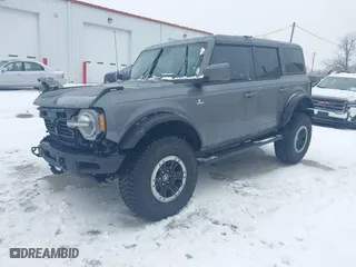 2024 Ford Bronco Outer Banks with VIN 1FMDE8BH8RLA69580, listed as a IAAI auction lot 41305407 with 3,864 mi miles. Bid and sale history available at carsss.com. Image 18.