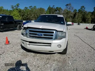 2014 Ford Expedition Limited z VIN 1FMJU1K53EEF65470, wystawiony jako Copart lot #83103034 z przebiegiem 211 577 mil mil oraz Szkoda całkowita • Salvage title. Historia ofert i sprzedaży dostępna na DreamBid. Obrazek 15.