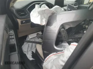 2022 Ford Escape SE z VIN 1FMCU0G60NUA37153, wystawiony jako Copart lot #55214085 z przebiegiem Nie podano mil oraz Szkoda całkowita • Salvage title. Historia ofert i sprzedaży dostępna na DreamBid. Obrazek 8.