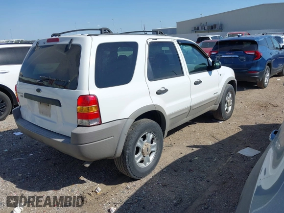 2002 Ford Escape XLT Choice с VIN 1FMYU03122KD33637, выставлен на аукционе IAAI как лот 41862269 с пробегом 275 583 миль миль и . История ставок и продаж доступна на DreamBid. Изображение 4.