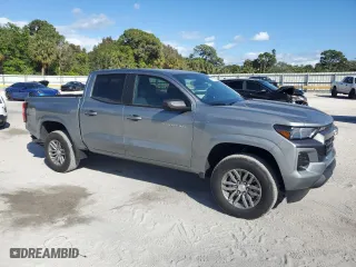 2024 Chevrolet Colorado 2WD LT with VIN 1GCPSCEK3R1236217, listed as a Copart auction lot 83523204 with 2,641 mi miles and Salvage Title. Bid and sale history available at carsss.com. Image 4.
