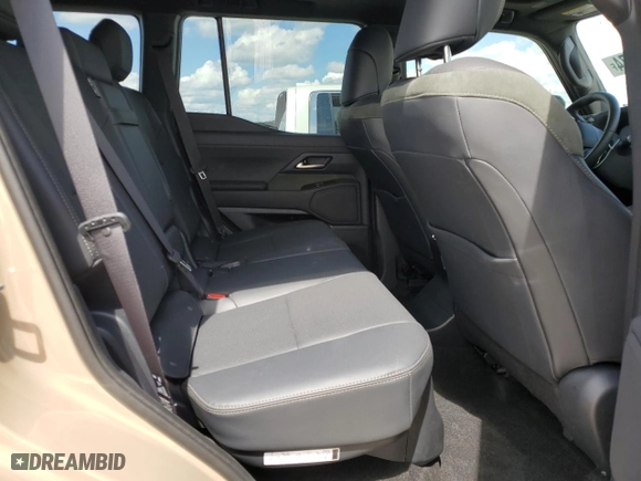 2024 Lexus GX with VIN JTJTBCDX2R5015693, listed as a Copart auction lot 73842274 with 803 mi miles and Salvage Title. Bid and sale history available at carsss.com. Image 11.