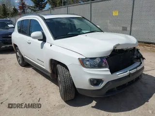 2017 Jeep Compass High Altitude with VIN 1C4NJDEB4HD176025, listed as a IAAI auction lot 42129709 with 135,812 mi miles. Bid and sale history available at carsss.com. Image 1.
