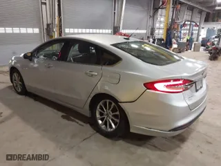 2017 Ford Fusion SE with VIN 3FA6P0HDXHR162250, listed as a IAAI auction lot 41539104 with 142,108 mi miles. Bid and sale history available at carsss.com. Image 3.