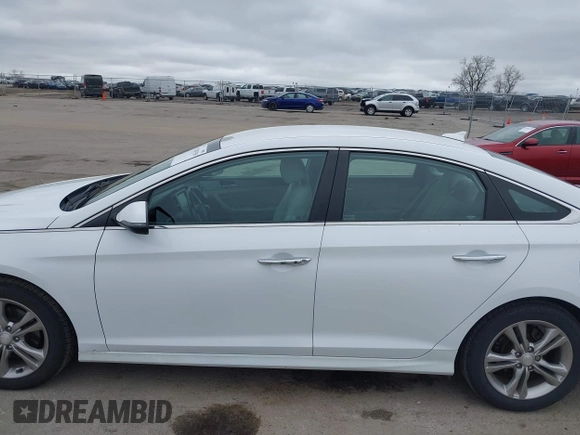 2018 Hyundai Sonata Limited with VIN 5NPE34AF2JH636995, listed as a IAAI auction lot 42105350 with 105,279 mi miles. Bid and sale history available at carsss.com. Image 14.