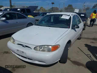 2000 Ford Escort Fleet with VIN 3FAFP13P6YR167792, listed as a IAAI auction lot 41708734 with 183,678 mi miles. Bid and sale history available at carsss.com. Image 2.