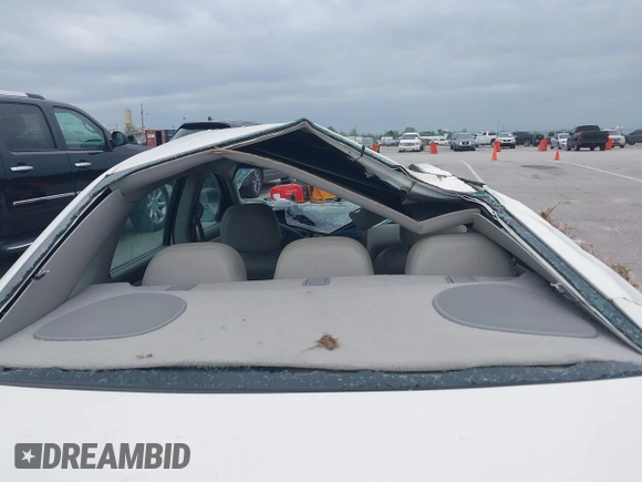 2008 Chevrolet Impala LT with VIN 2G1WT58K289261239, listed as a IAAI auction lot 41854468 with 333,991 mi miles and . Bid and sale history available at DreamBid. Image 6.