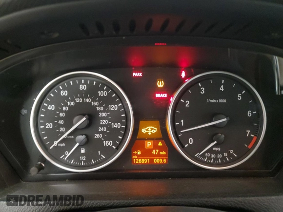 2013 BMW X5 xDrive35i z VIN 5UXZV4C5XD0B23352, wystawiony jako Copart lot #57481655 z przebiegiem 126 891 mil mil oraz Szkody całkowita. Historia ofert i sprzedaży dostępna na DreamBid. Obrazek 9.