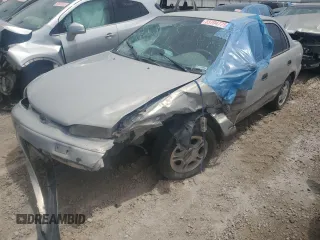 2001 Chevrolet Prizm z VIN 1Y1SK52871Z427641, wystawiony jako Copart lot #55704775 z przebiegiem Nie podano mil oraz Szkoda całkowita • Salvage title. Historia ofert i sprzedaży dostępna na DreamBid. Obrazek 1.