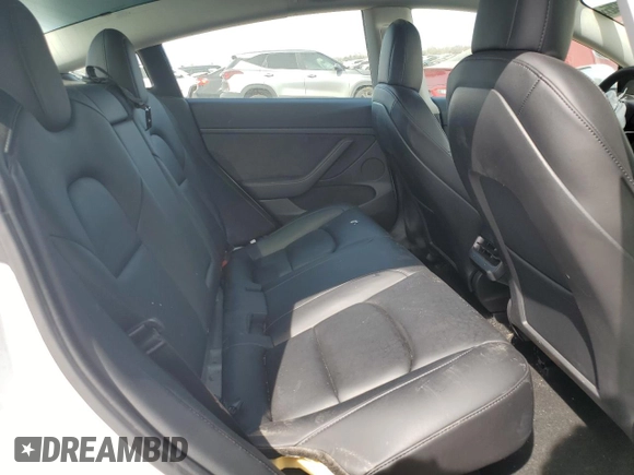 2021 Tesla Model 3 Standard Range Plus z VIN 5YJ3E1EA6MF059194, wystawiony jako Copart lot #53483595 z przebiegiem 22 072 mil mil oraz Szkody całkowita. Historia ofert i sprzedaży dostępna na DreamBid. Obrazek 10.