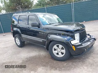 2012 Jeep Liberty Sport z VIN 1C4PJMAK9CW126443, wystawiony jako IAAI lot #42187016 z przebiegiem 148 119 mil mil oraz . Historia ofert i sprzedaży dostępna na DreamBid. Obrazek 1.
