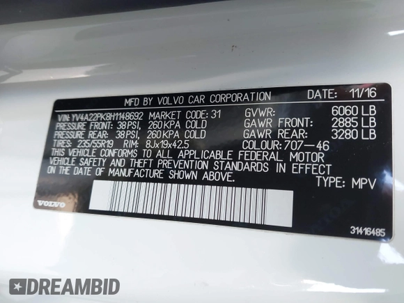 2017 Volvo XC90 Momentum with VIN YV4A22PK8H1148692, listed as a IAAI auction lot 41195727 with 70,215 mi miles. Bid and sale history available at carsss.com. Image 9.