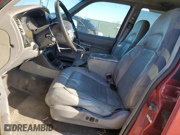 2000 Ford Explorer XLT с VIN 1FMZU63E4YZB60276, выставлен на аукционе Copart как лот 45939905 с пробегом 103 569 миль миль и Списание • Salvage title. История ставок и продаж доступна на DreamBid. Изображение 7.