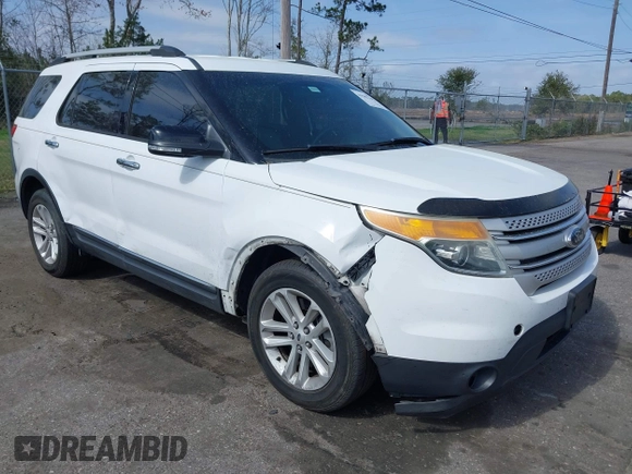 2014 Ford Explorer XLT with VIN 1FM5K7D84EGB49627, listed as a IAAI auction lot 41582760 with 212,657 mi miles and . Bid and sale history available at DreamBid. Image 6.