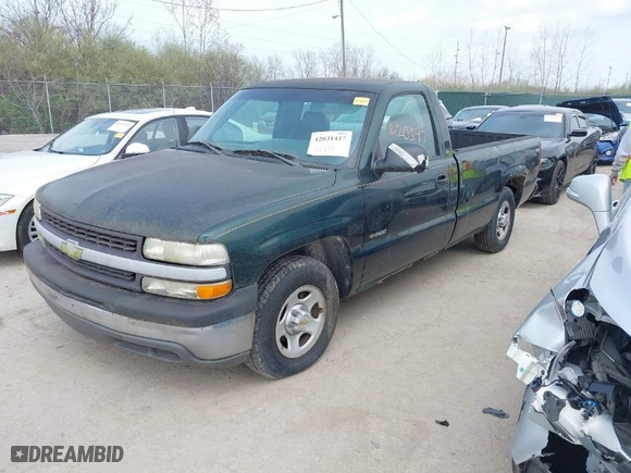 2002 Chevrolet Silverado 1500 with VIN 1GCEC14W82Z181154, listed as a IAAI auction lot 42031417 with 167,569 mi miles. Bid and sale history available at carsss.com. Image 2.
