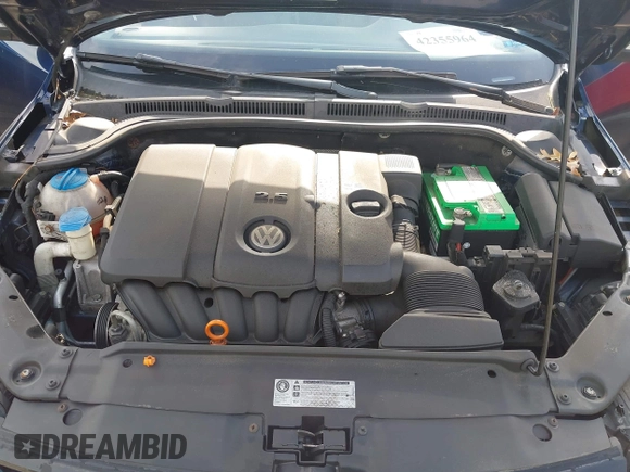 2011 Volkswagen Jetta SE with VIN 3VWDZ7AJ4BM324511, listed as a IAAI auction lot 42355964 with 122,509 mi miles and . Bid and sale history available at DreamBid. Image 10.