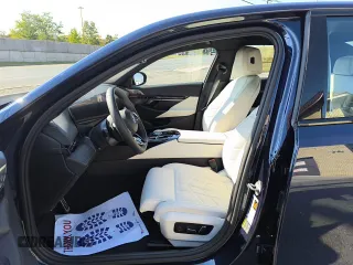 2024 BMW i5 eDrive40 z VIN WBY33FK03RCR31834, wystawiony jako Copart lot #76007834 z przebiegiem 60 mil mil oraz Szkody całkowita. Historia ofert i sprzedaży dostępna na DreamBid. Obrazek 7.