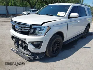 2019 Ford Expedition XLT with VIN 1FMJU1HT3KEA10827, listed as a IAAI auction lot 42016508 with 83,286 mi miles. Bid and sale history available at carsss.com. Image 18.