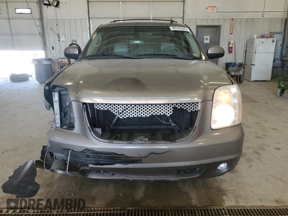 2009 GMC Yukon SLT w/4SB with VIN 1GKFK33039R239993, listed as a Copart auction lot 48555525 with 238,138 mi miles and Clean Title. Bid and sale history available at carsss.com. Image 5.