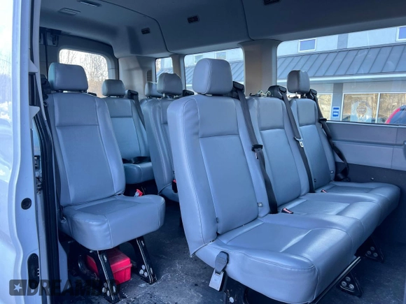 2015 Ford Transit Passenger XL with VIN 1FBAX2CM5FKA92783, listed as a Copart auction lot 46731225 with 277,933 mi miles and Clean Title. Bid and sale history available at carsss.com. Image 6.