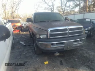 2001 Dodge 1500 z VIN 1B7HC16Y71S669658, wystawiony jako IAAI lot #41472744 z przebiegiem 213 617 mil mil oraz . Historia ofert i sprzedaży dostępna na DreamBid. Obrazek 1.